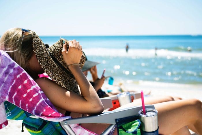 7 Ways To Prepare For A Day In The Sun On The Beach - Moving to the  Sunshine Coast