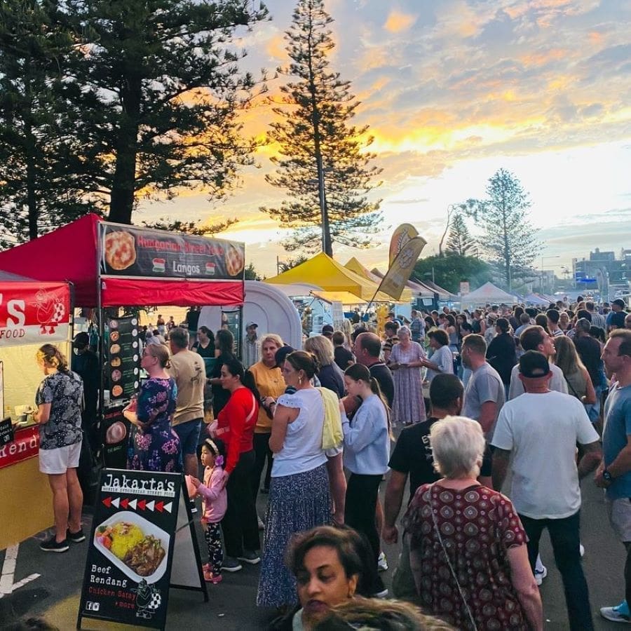 Caloundra Twilight Markets